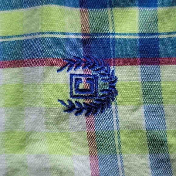 2/$20 Chaps button down - Picture 2 of 3